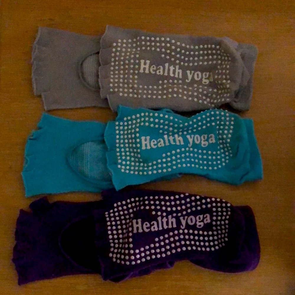3 PAIRS OF YOGA TOES